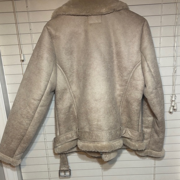 Abercrombie & Fitch Cream Teddy Jacket - Picture 6 of 7